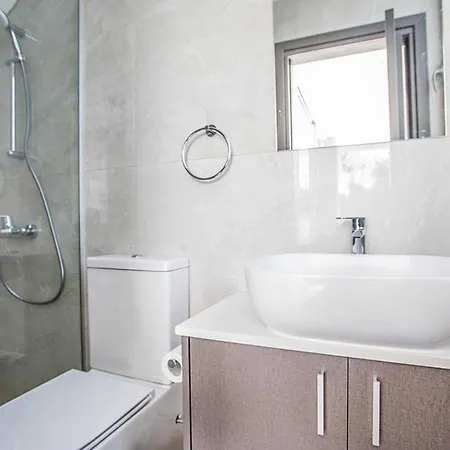Olivine 21 * Protaras